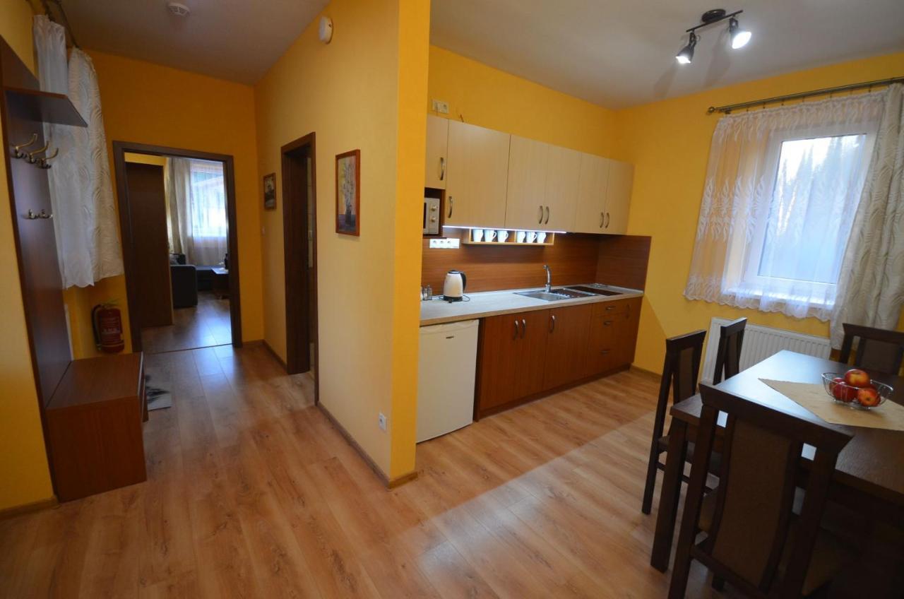 Apartmány Best I. Bešeňová Exterior foto